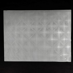 CANEVAS PLASTIQUE 33X25CM